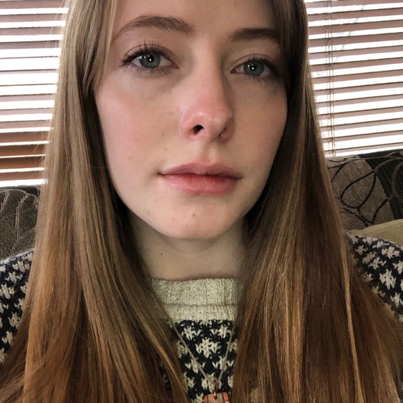 Meet your Posher, Ava - Picture 4 of 4